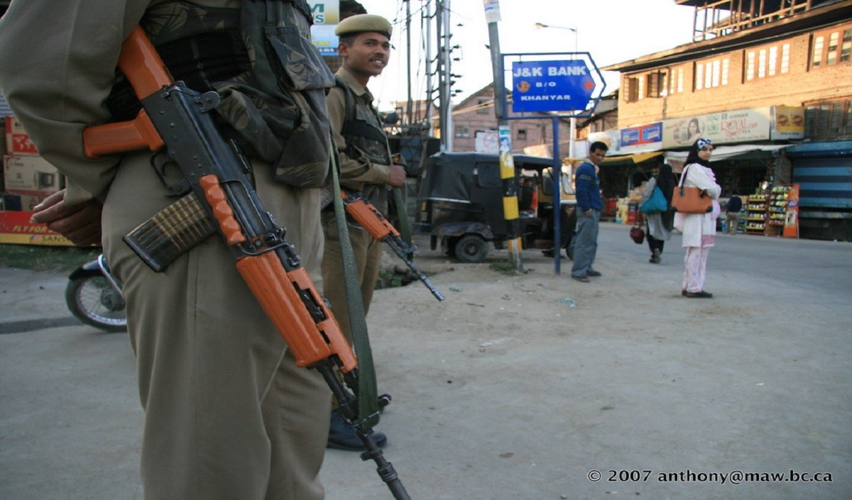 जम्मू-कश्मीर के बांदीपोरा में आतंकवादियों ने बिहार के प्रवासी मजूदर की हत्या की