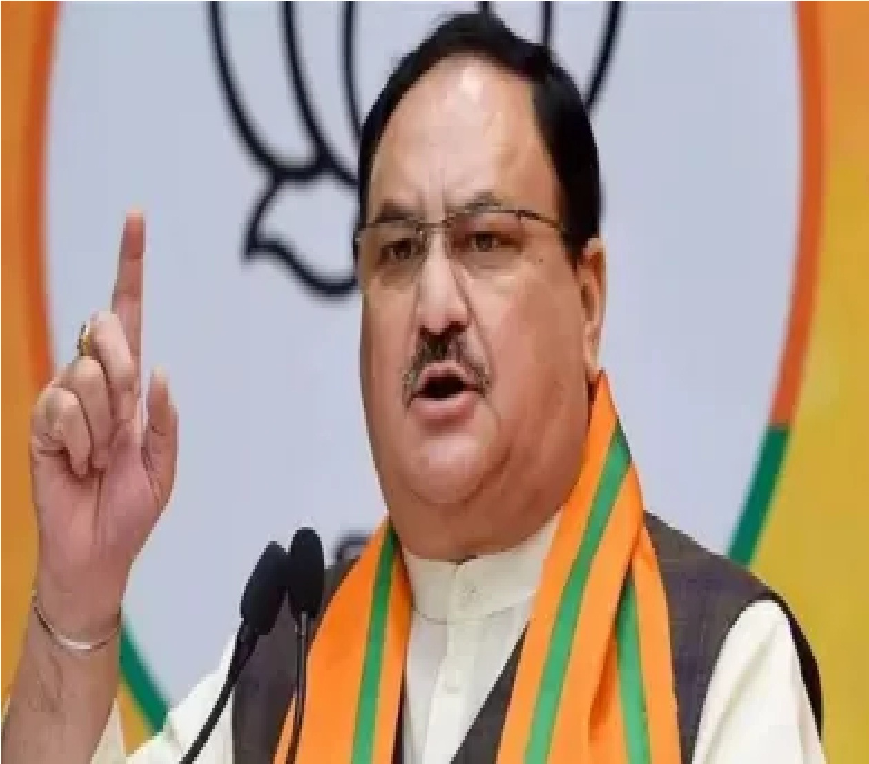 New Delhi: JP Nadda ने गणतंत्र दिवस पर शुभकामनाएं दीं, भाजपा मुख्यालय में फहराया तिरंगा