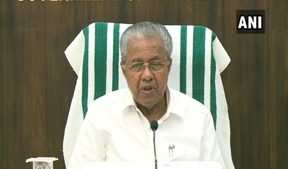 विजयन ने सिल्वर लाइन परियोजना के विरोध को विकास-विरोधी कहकर खारिज किया