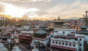 कोरोना के कारण बंद नेपाल का पशुपतिनाथ मंदिर 5 महीने बाद फिर खुला