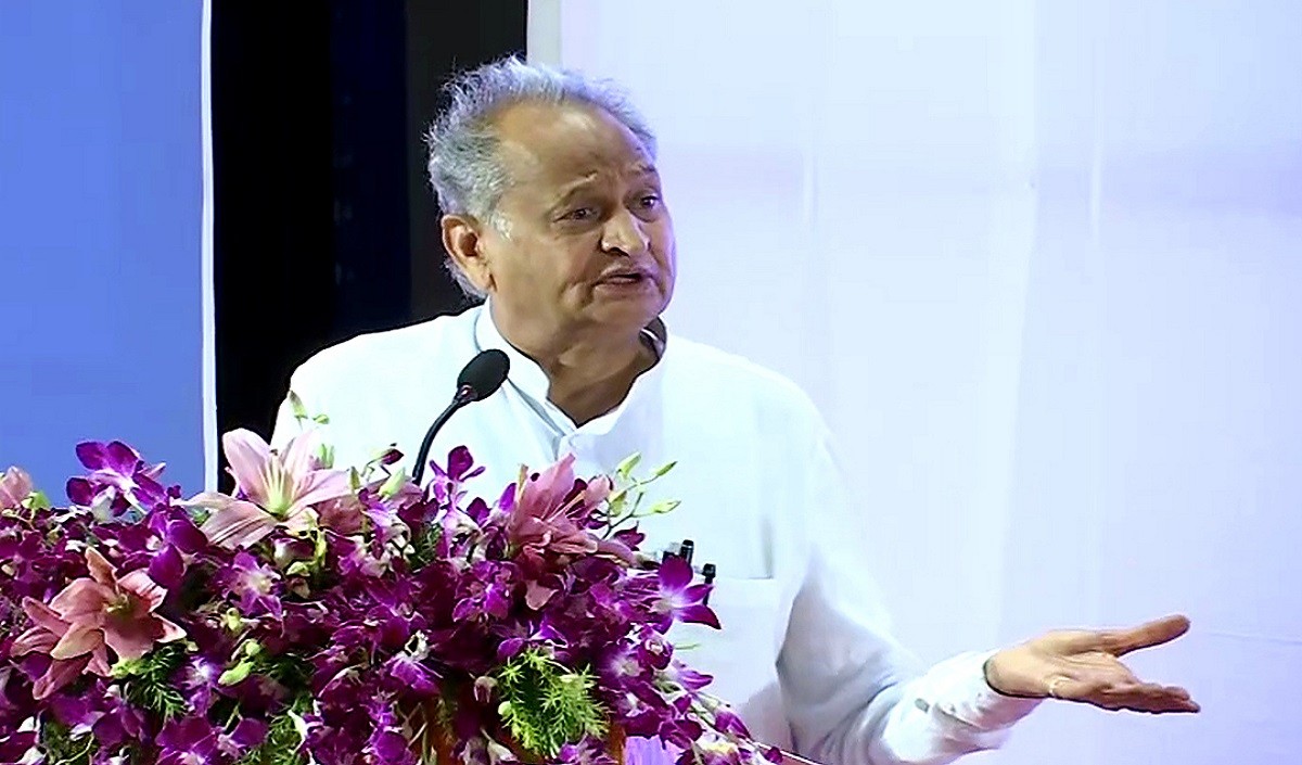 राजस्थान के लगभग 15 जिलों में लम्पी बीमारी फैल चुकी है : गहलोत