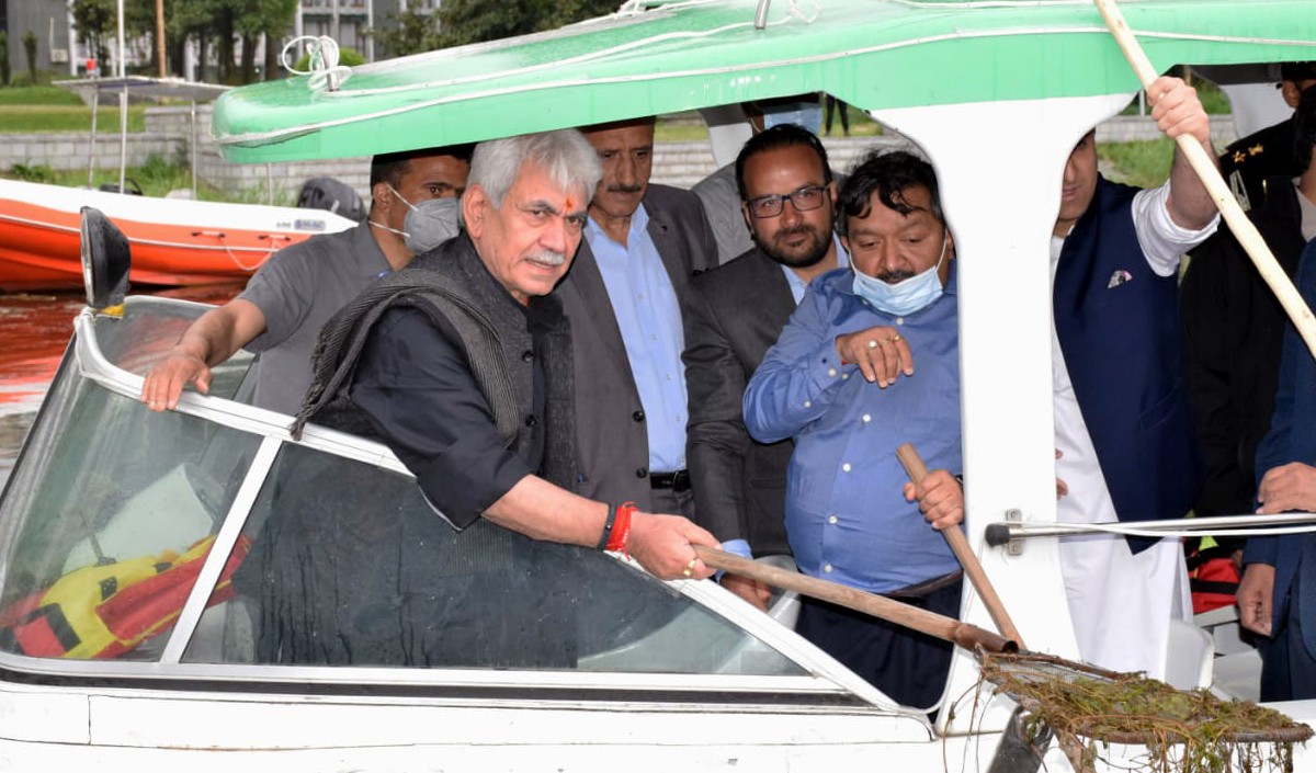 जम्मू कश्मीर को विकास के नये युग में ले जाएंगे प्रधानमंत्री: उपराज्यपाल सिन्हा