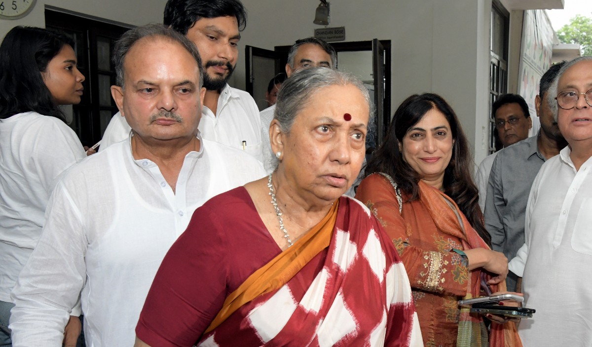 मैं वादा करती हूं कि भाजपा टीएमसी बीजद के किसी सांसद को फोन नहीं करूंगी: अल्वा ने एमटीएनएल से कहा