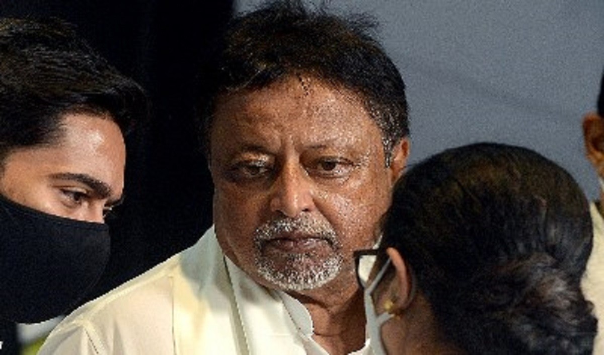 मुकुल रॉय अयोग्य मामला: विधानसभा अध्यक्ष के फैसले के खिलाफ सुवेंदु अधिकारी की याचिका पर SC का सुनवाई से इनकार