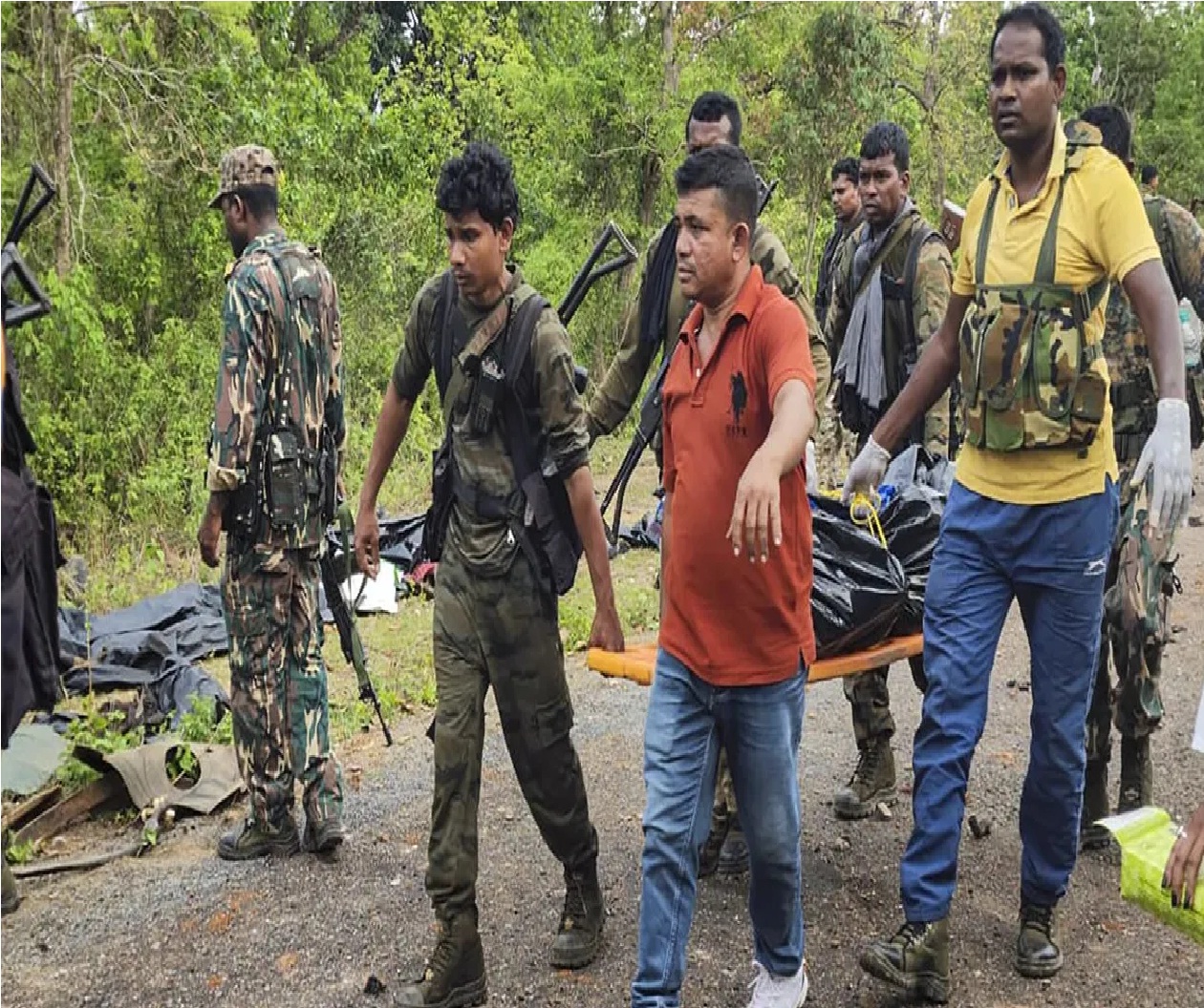 Chhattisgarh Naxal Attack: नक्सली अपने खिलाफ सरकार की लड़ाई तेज होने की वजह से हताश हैं