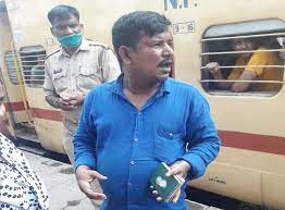 फ्लाइट से जयपुर आकर एक करोड़ की चोरी कानपुर में चलती ट्रेन को रुकवाकर जयपुर पुलिस ने नकबजन को पकड़ा