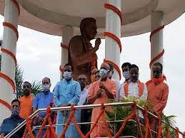 पं. दीनदयाल उपाध्याय जयंती पर CM योगी बोले अब योजनाओं में जाति-मजहब और क्षेत्र नहीं देखा जाता