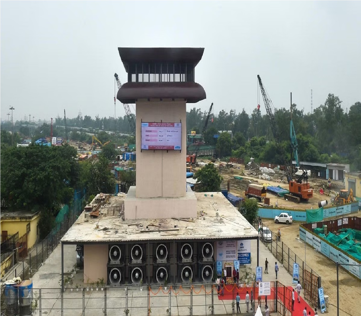 Connaught Place: स्मॉग टावर का संचालन बंद होने बाद कर्मचारियों, वेतन भुगतान का आदेश