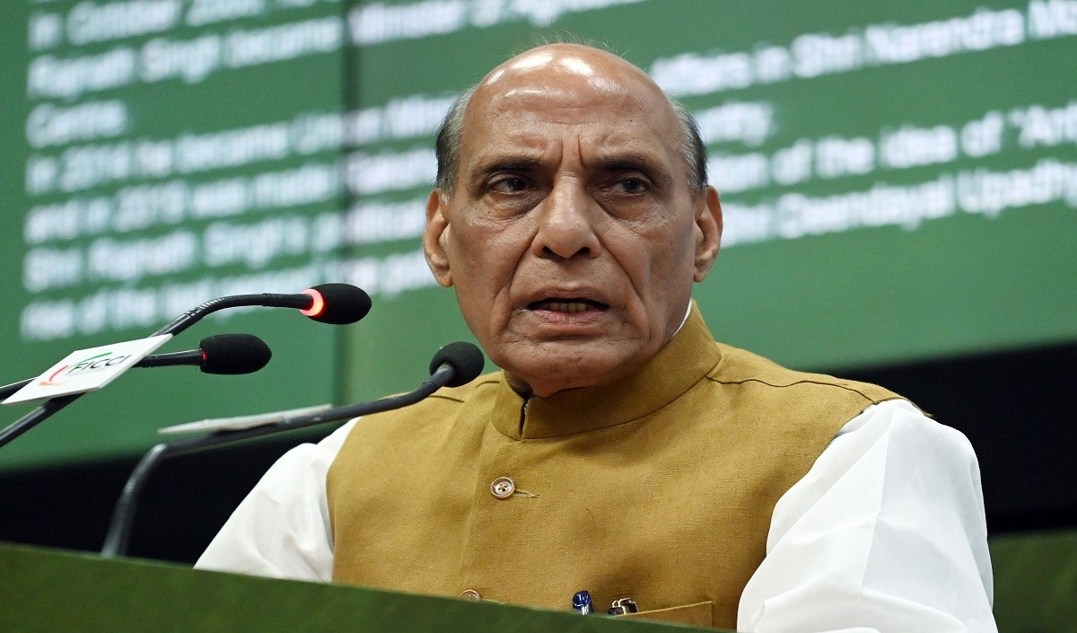 पूर्व सैनिकों के अनाथ बच्चों के लिए रक्षा मंत्री ने किया बड़ा ऐलान