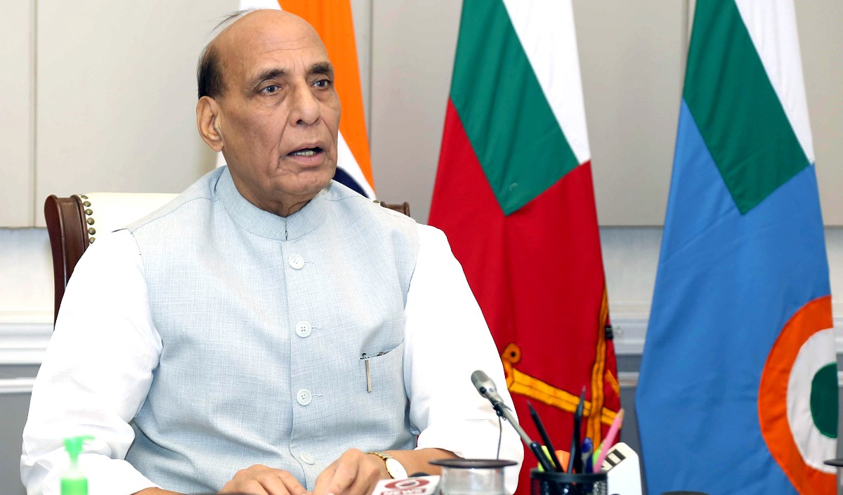 रूस-यूक्रेन युद्ध ने सैन्य जरूरतों में आत्मनिर्भरता की जरूरत को रेखांकित किया: राजनाथ