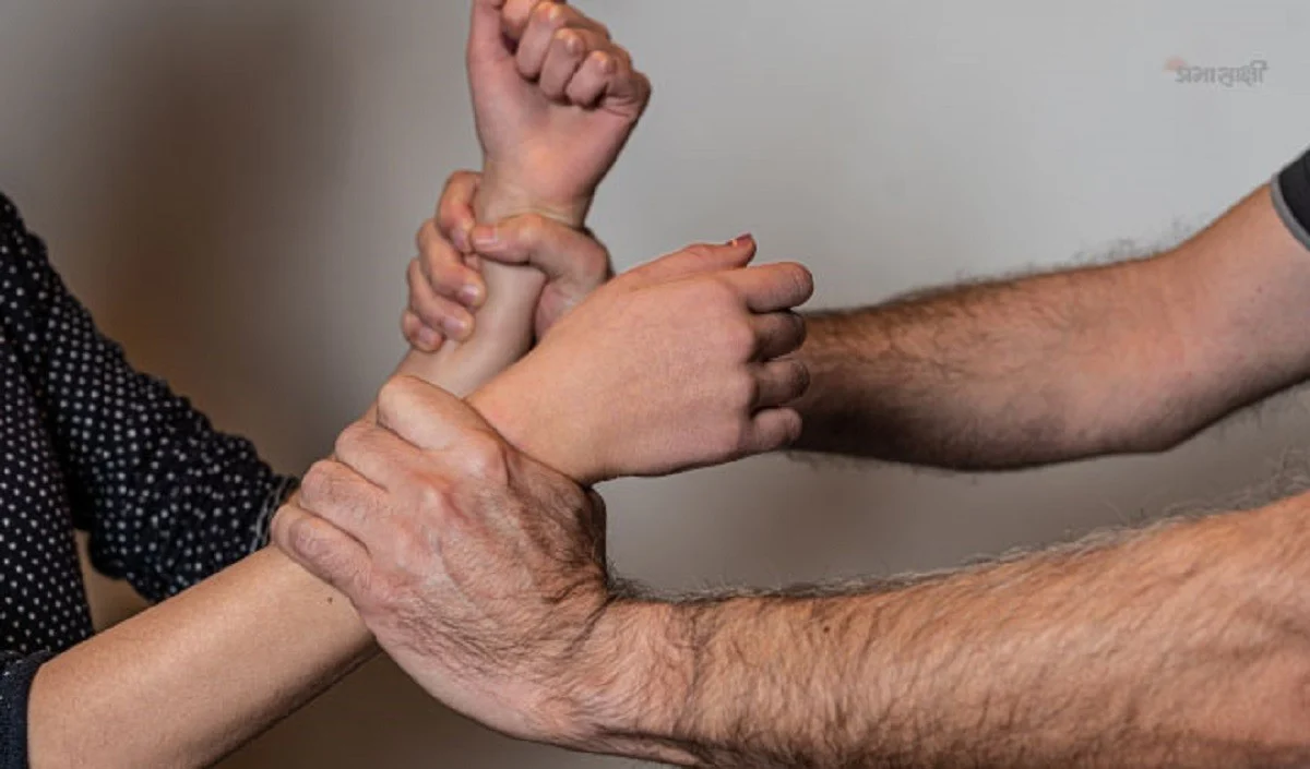 थाने में तैनात सिपाही ने महिला सहकर्मी से किया बलात्कार शादी करने का दिया था झांसा