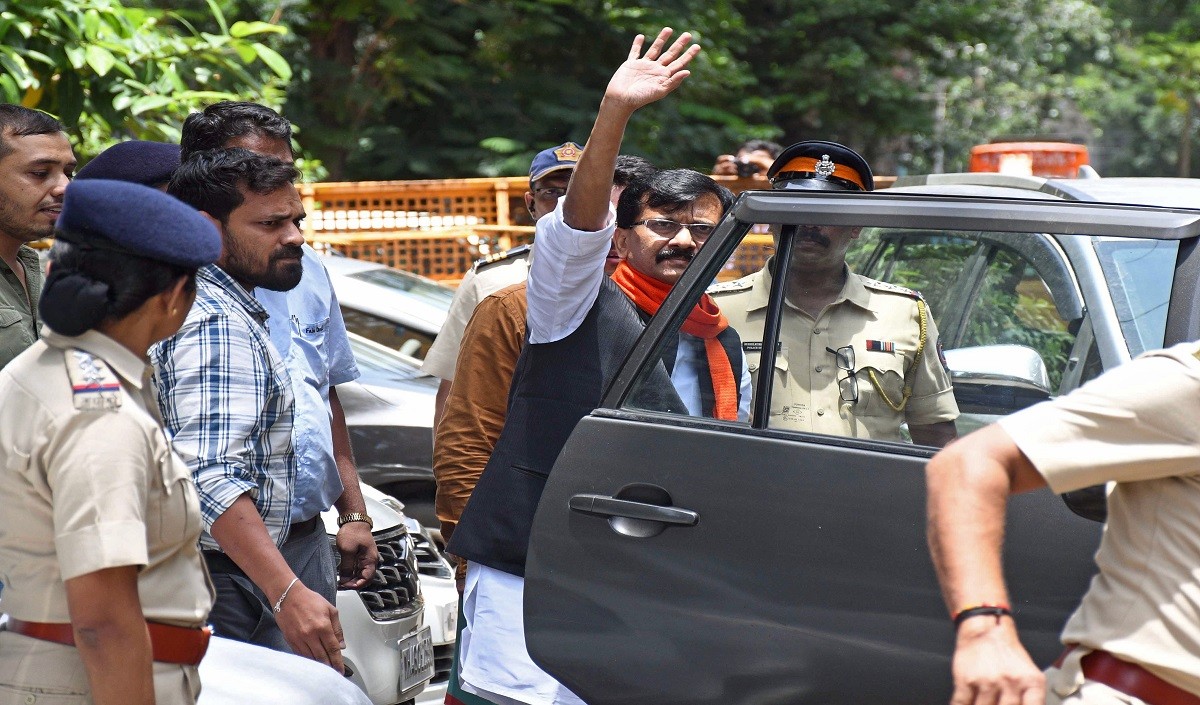 अदालत ने सांसद संजय राउत की ईडी हिरासत आठ अगस्त तक बढ़ाई