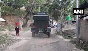 जम्मू-कश्मीर के शोपियां जिले में मुठभेड़ में एक आतंकवादी ढेर