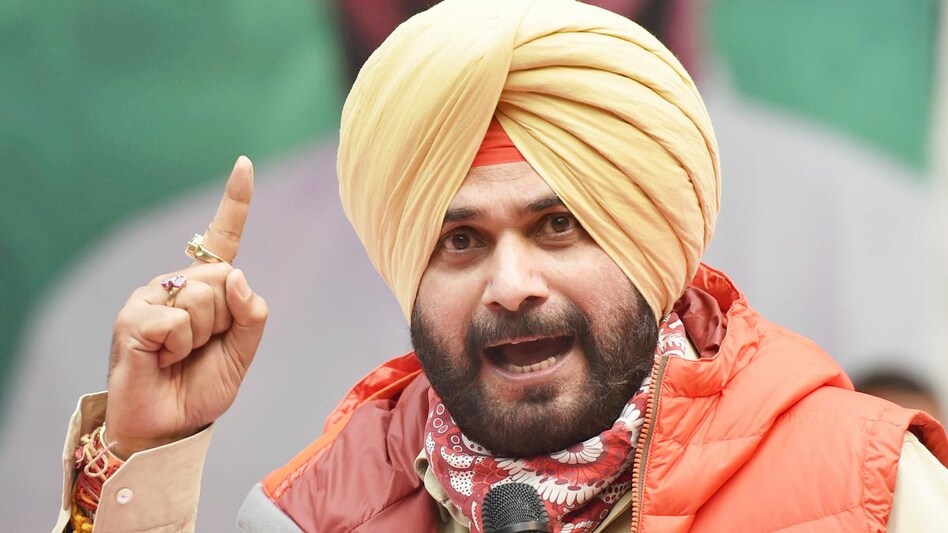 राहुल के सिद्धू को न्योता देने से पंजाब कांग्रेस बेचैन:नवजोत श्रीनगर रैली में हो सकते हैं शामिल, लीडरशिप कर चुकी मोर्चाबंदी