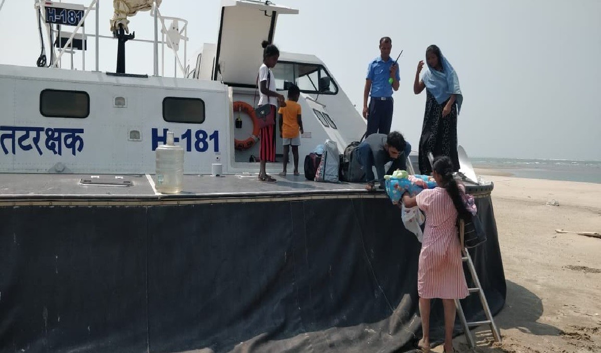 श्रीलंका में तंगहाली से भारत पर मंडराया शरणार्थी संकट तमिलनाडु में ले रहे आसरा संख्या में भारी वृद्धि का अनुमान