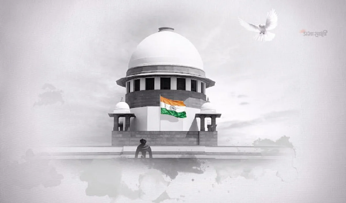 उच्चतम न्यायालय ने नोएडा की सीईओ के खिलाफ जारी वारंट पर रोक लगाई