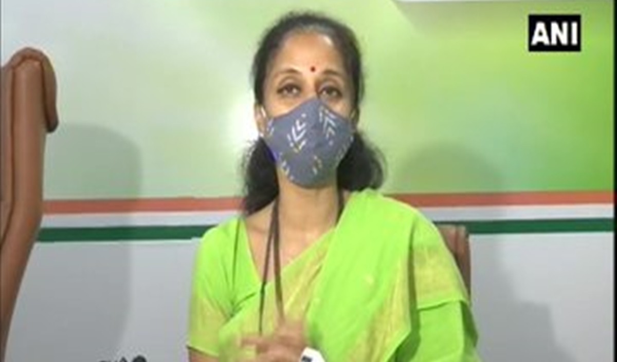 हिजाब पहने तो भाजपा को दिक्कत है कपड़े पहने तो भी उन्हें दिक्कत है : सुप्रिया सुले