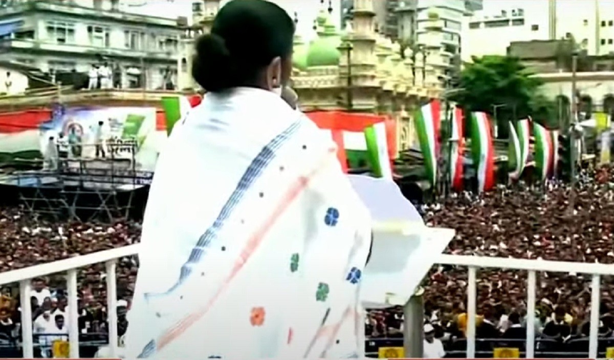 21 जुलाई 1993 की तारीख ममता के लिए क्यों है खास क्या है TMC के शहीद दिवस का इतिहास