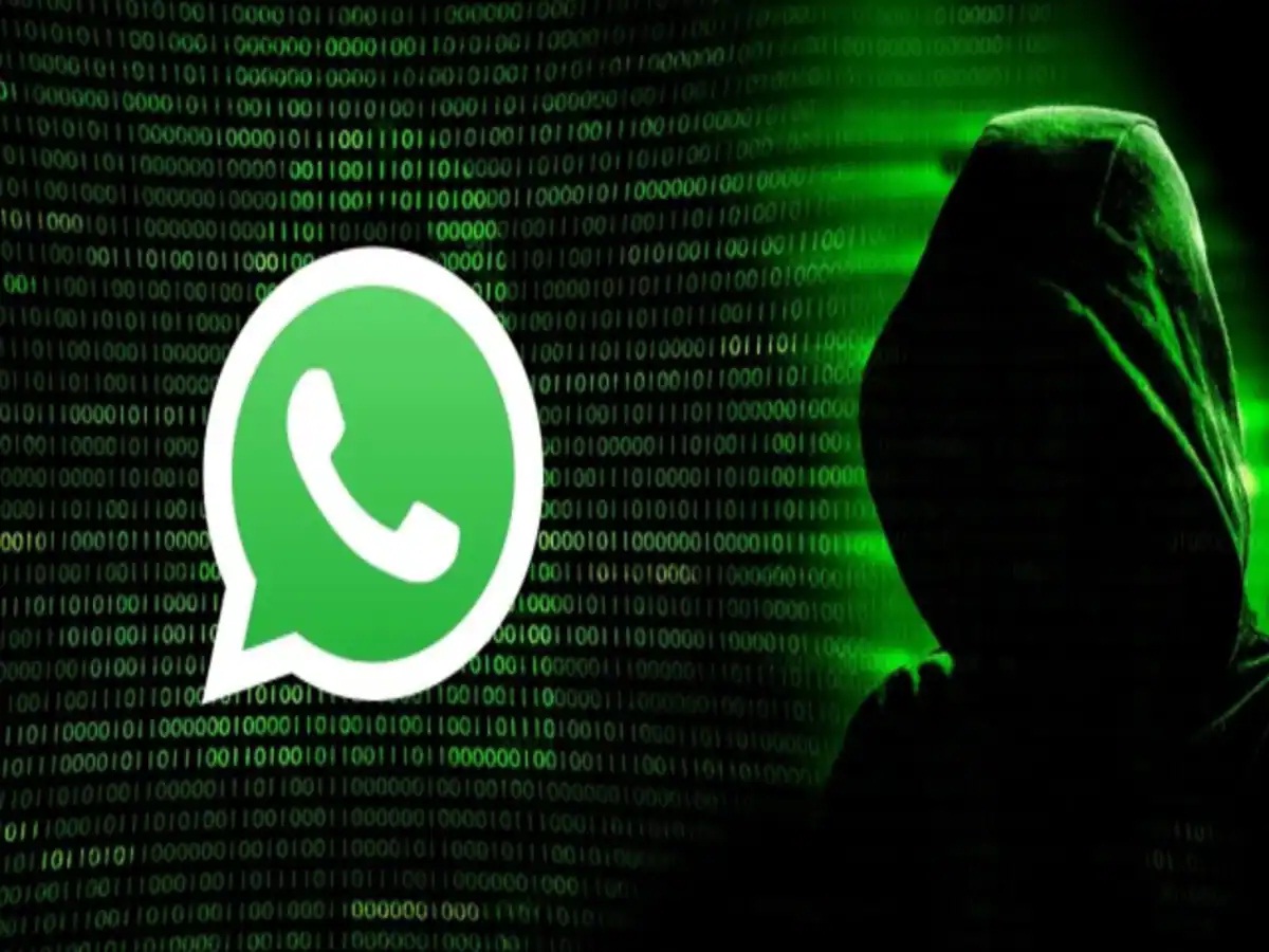 New Delhi: कोई और भी तो नहीं चला रहा है आपका WhatsApp? करें चेक