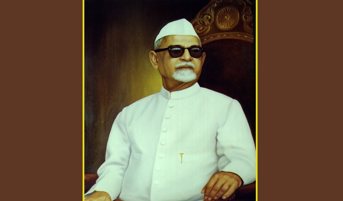 AIR का प्रसारण बीच में रोक हुआ था राष्ट्रपति चुनाव के नतीजों का ऐलान ऐसे मिला था देश का पहला मुस्लिम राष्ट्रपति